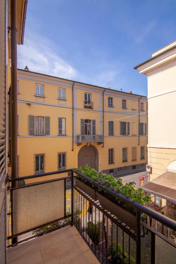 Borghetto First Apartment เปียเชนซา ภายนอก รูปภาพ