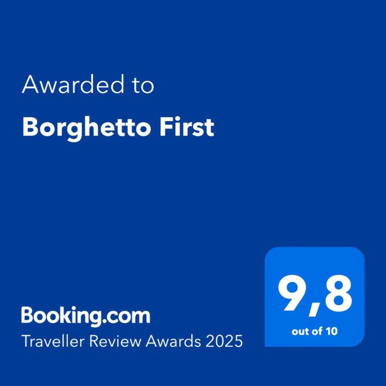 Borghetto First Apartment เปียเชนซา ภายนอก รูปภาพ